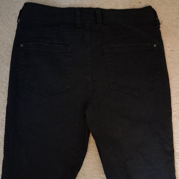 Faded Glory Capri's - Picture 13 of 13